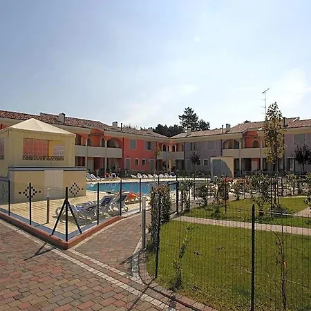 In Residen With Swimming Pool In - By Beahost Hotel 3*